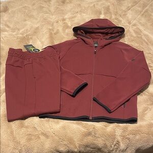 Pants and sweats set